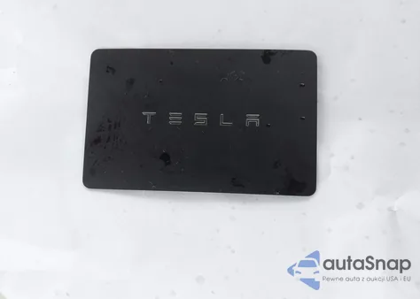 2018 Tesla Model 3 Long Range/Mid Range from USA, damaged, VIN 5YJ3E1EA0JF004087